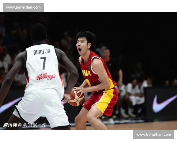 中国 U19 新星再陷低迷!2 分钟失误集锦引争议,曲绍斌用人策略遭炮轰